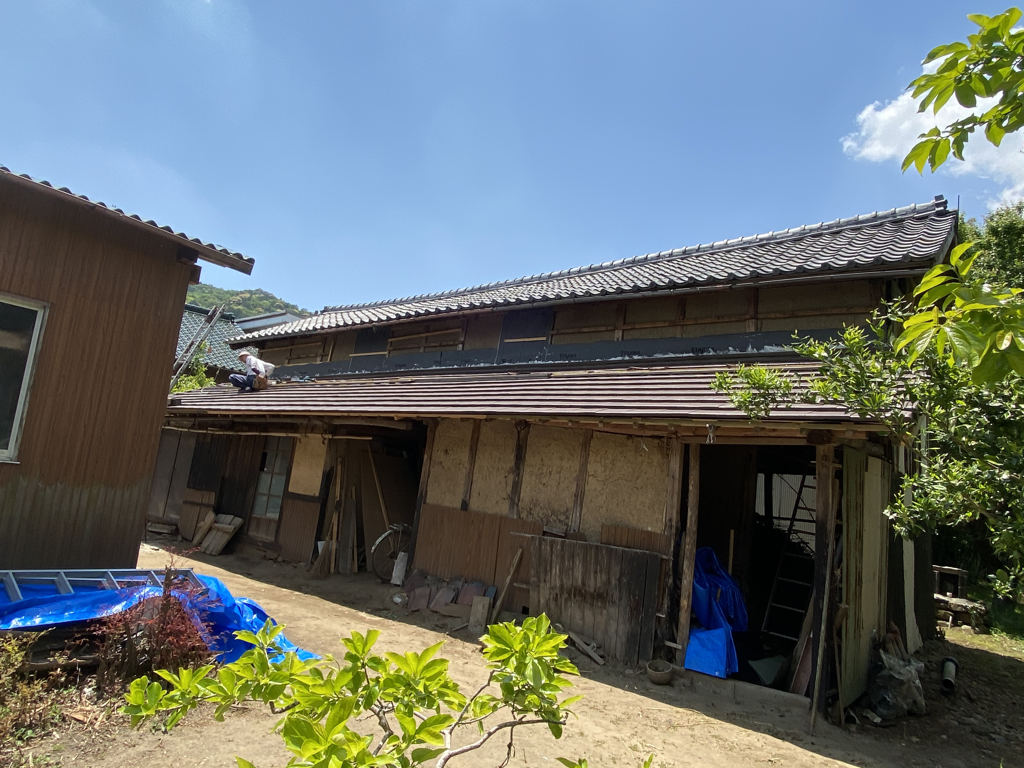 屋根の劣化症状イメージ