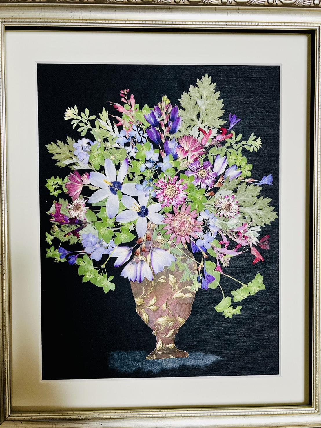 花束の押し花額の制作例
