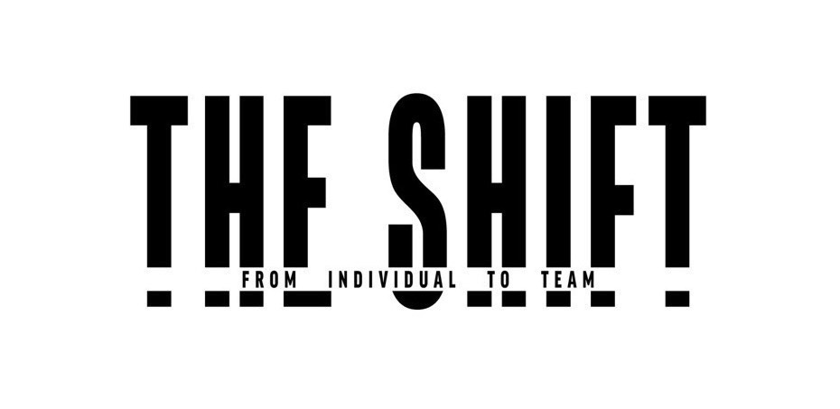 THE SHIFT ロゴ